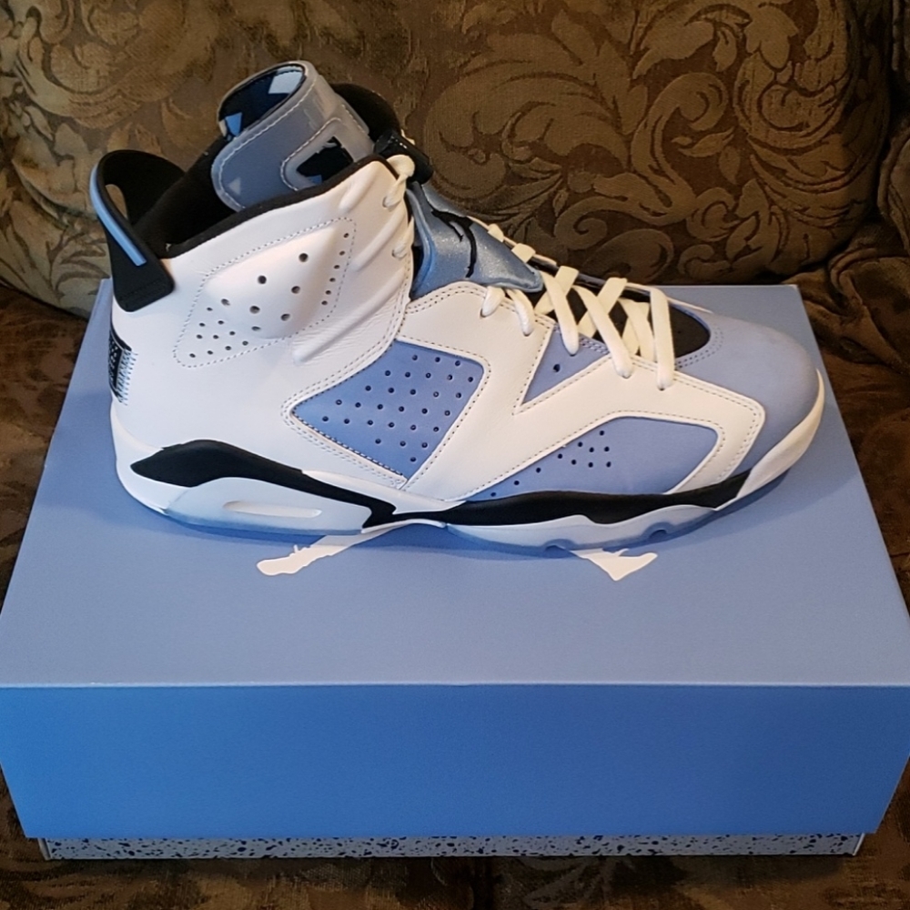 Jordan Retro 6 University Blue Men's Size 12